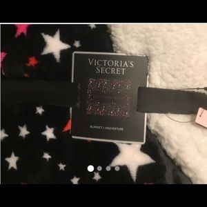 Victoria's Secret Bedding - NWT Victoria’s Secret Stars Sherpa Blanket 50x60 Victoria's Secret Bedding - NWT Victoria’s Secret Stars Sherpa Blanket 50x60